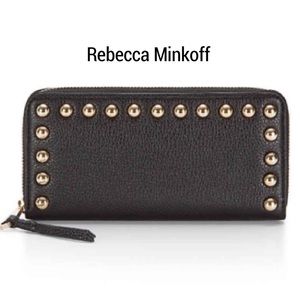 🌸❤️Rebecca Minkoff Ava zip wallet❤️